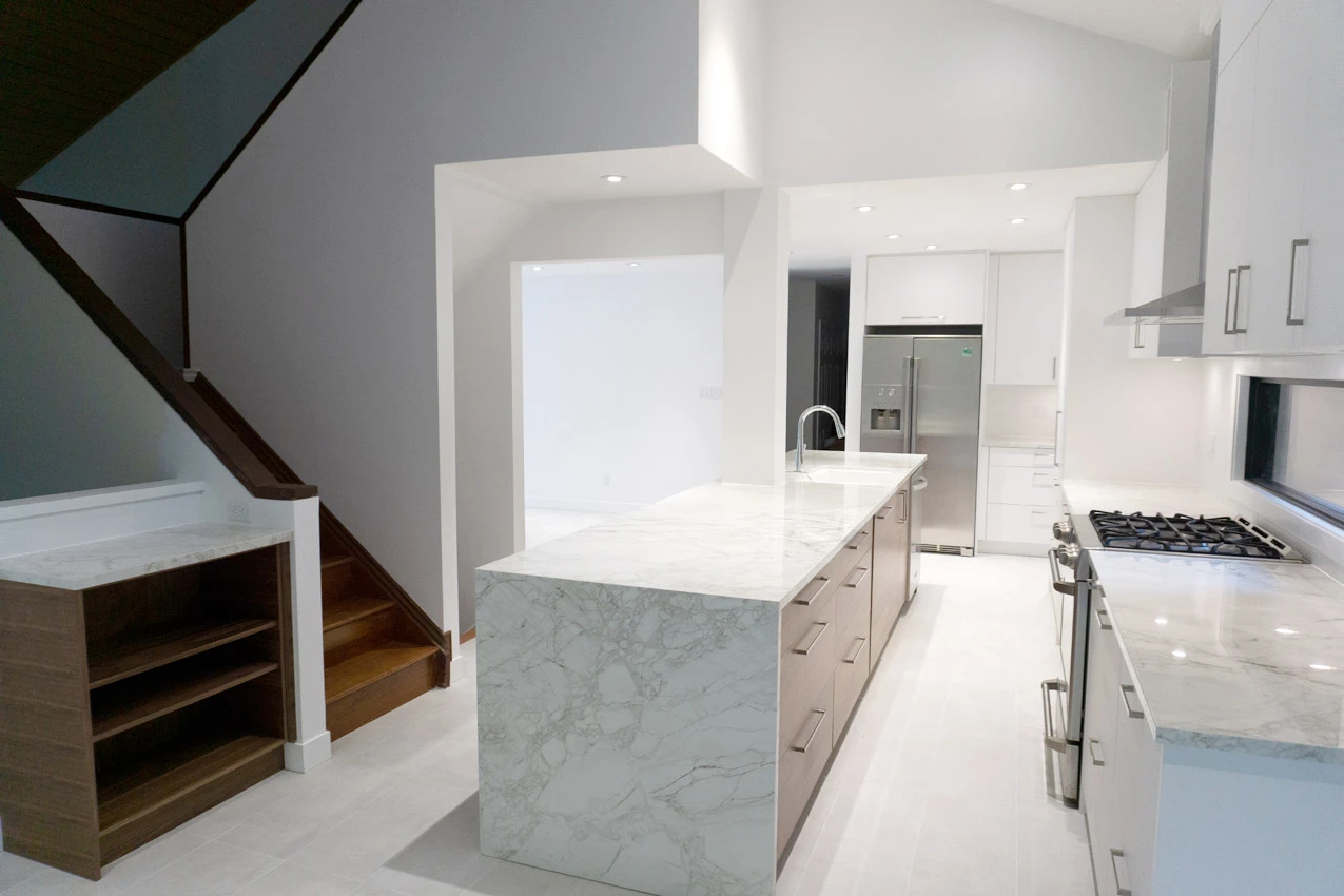 hugh van pelt construction